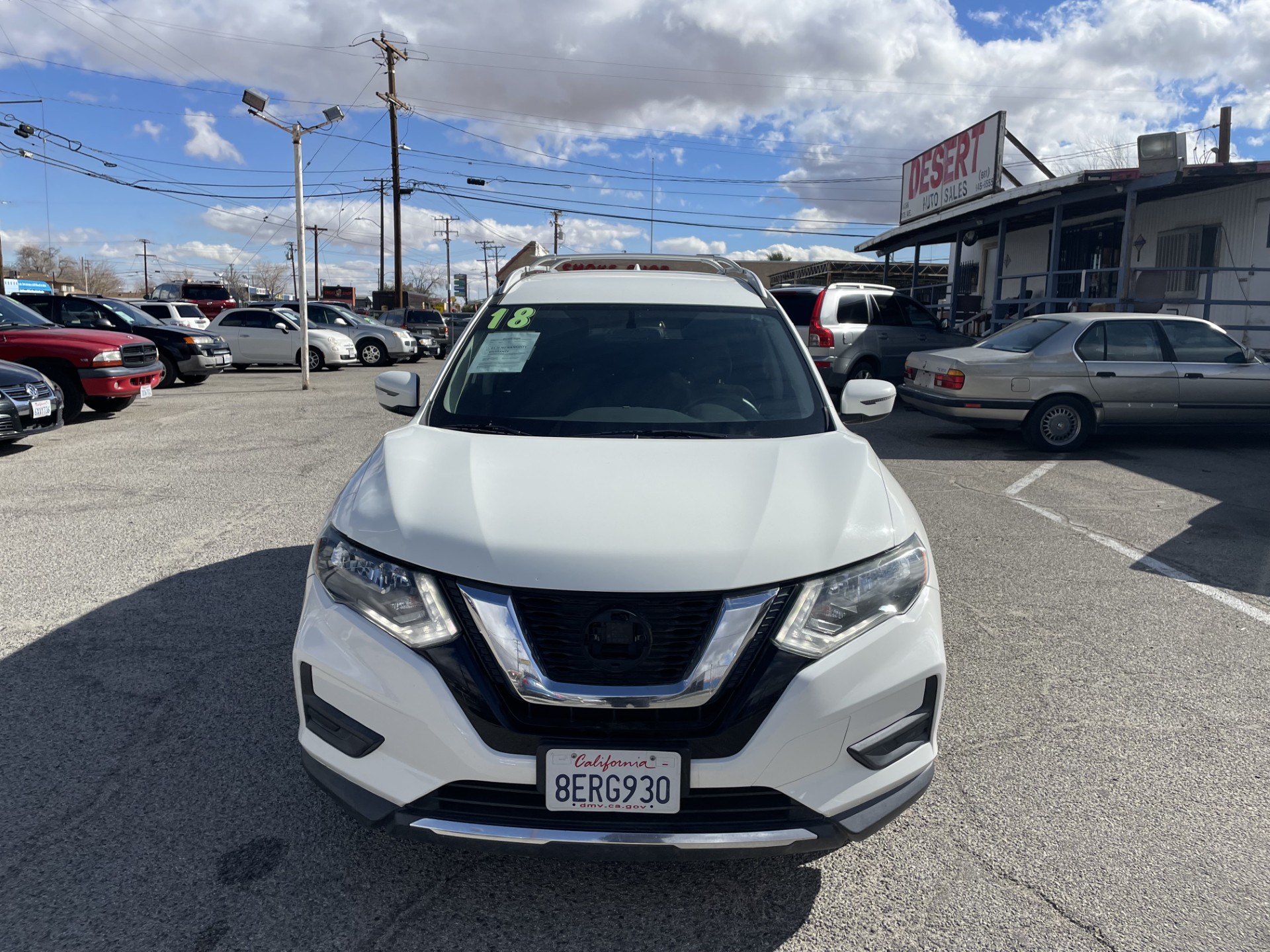 photo of 2018 Nissan Rogue SV 2WD