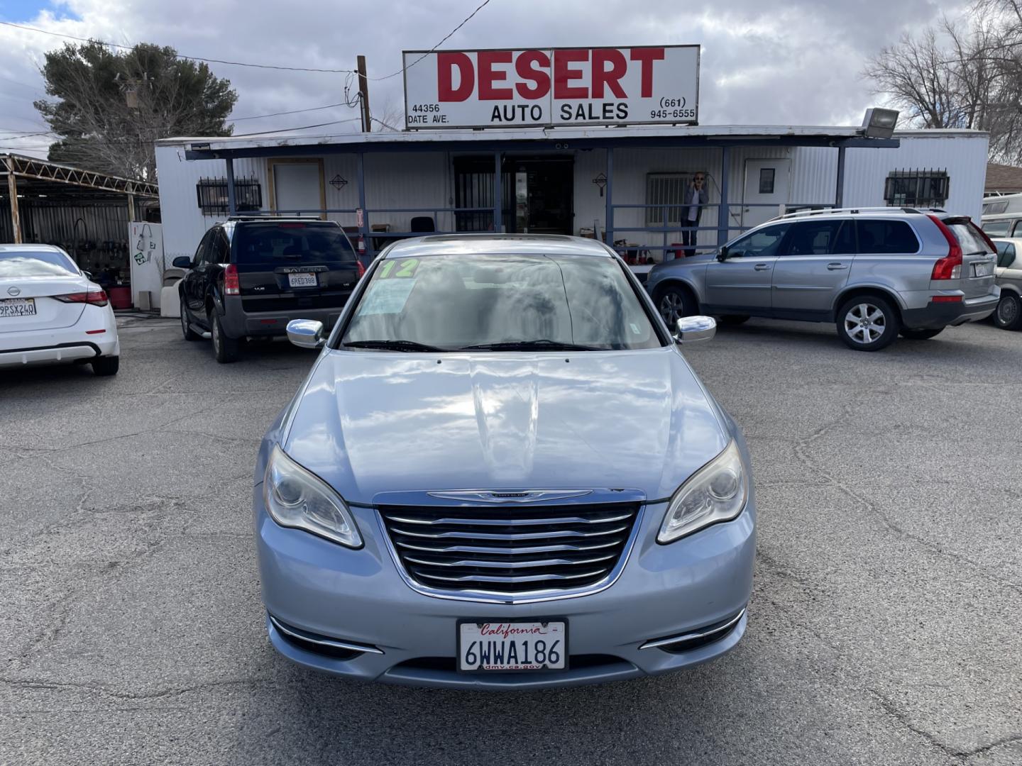 2012 Chrysler 200 Limited (1C3CCBCG2CN) with an 3.6L V6 DOHC 24V FFV engine, 6-Speed Automatic transmission, located at 44356 Date Ave., Lancaster, CA, 93534, (661) 945-6555, 34.688919, -118.139374 - Photo#0